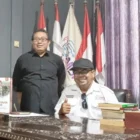 Ket. Foto: Jose Bataona Sekretaris SMSI NTT bersama Ketua Umum SMSI Pusat